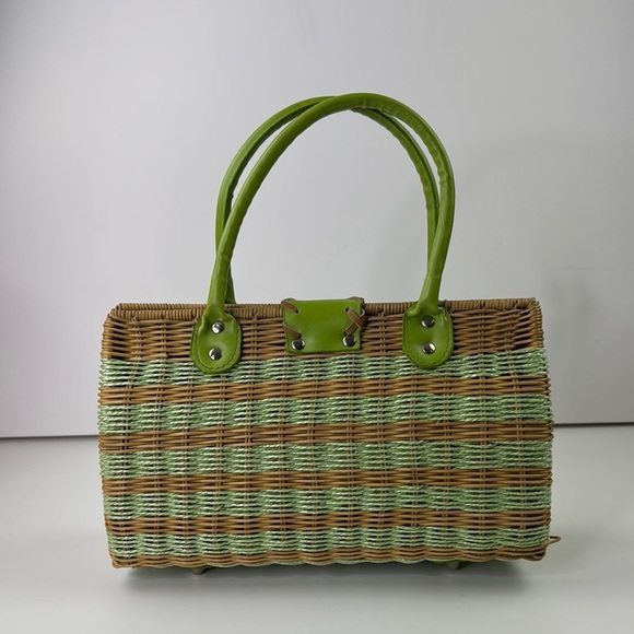 Rachel Chic Woven Wicker Handbag with Green Accents - Picture 2 of 7